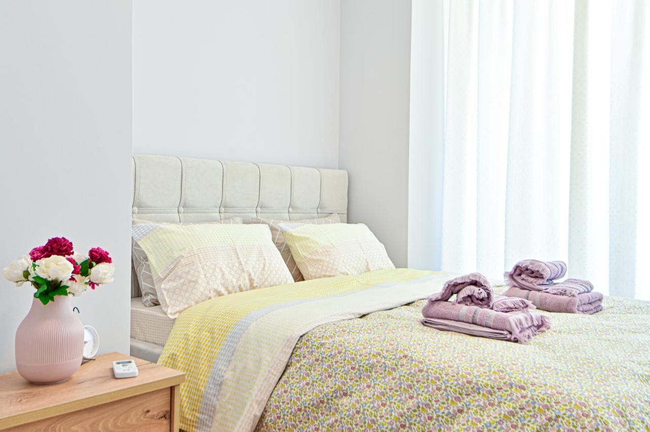 Modern Flat In The Heart Of Port Of Piraeus Leilighet Eksteriør bilde